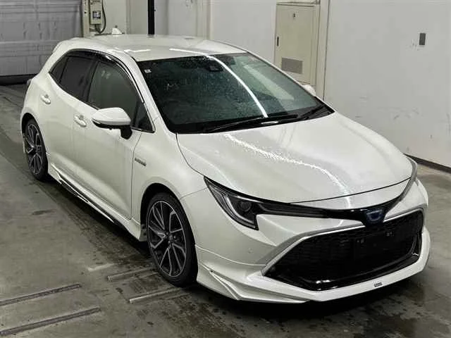 Toyota Corolla Sport ZWE211H 2018